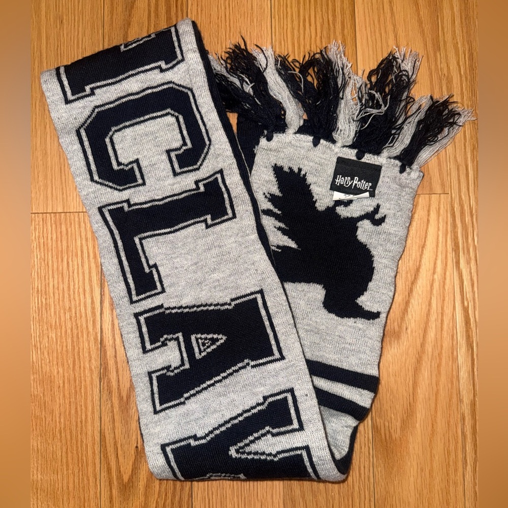 Harry Potter Grey & Navy Blue Ravenclaw Scarf